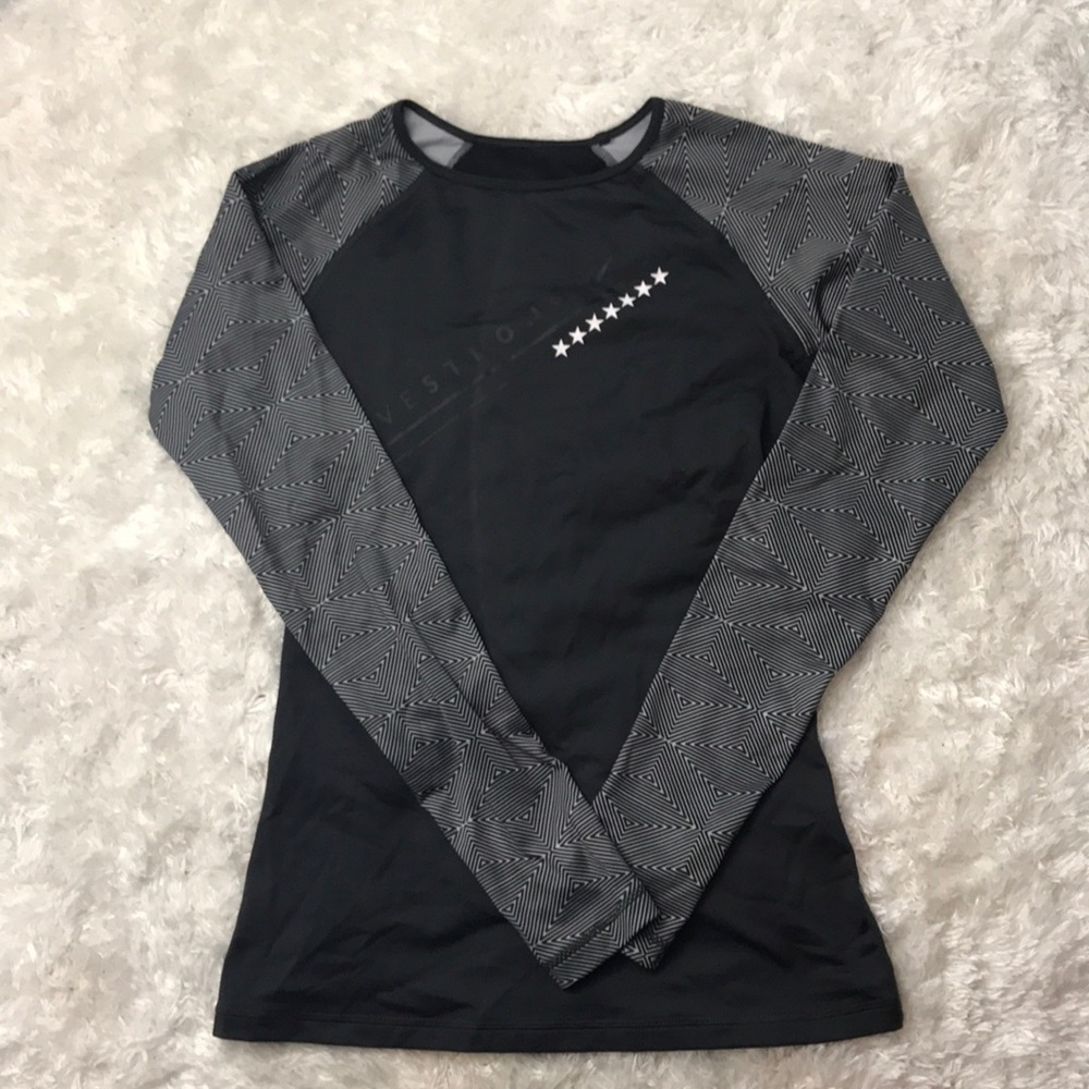Nike livestrong pro long sleeve fleece